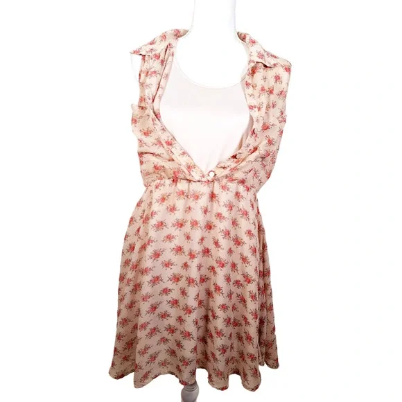 Freebird Women's Sleeveless Floral Dress with 2 Front Pockets - Picture 2 of 6